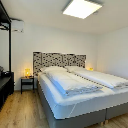 Shome Tinyhouse Graz-sued I Self Check-in Σπίτι διακοπών Γκρατς