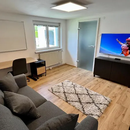 Shome Tinyhouse Graz-sued I Self Check-in